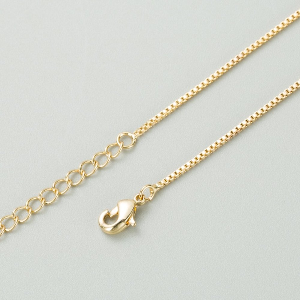 Gold Cross Micro-inlaid Zircon Pendant Necklace - Picture 2 of 2